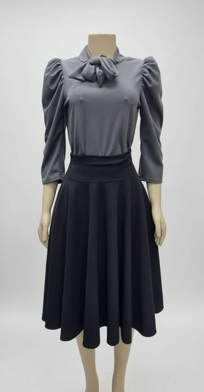 Blusa Manga Tres Cuartos con Lazo en el Cuello Gris