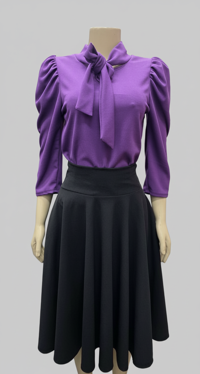 Blusa Manga Tres Cuartos con Lazo en el Cuello Morado